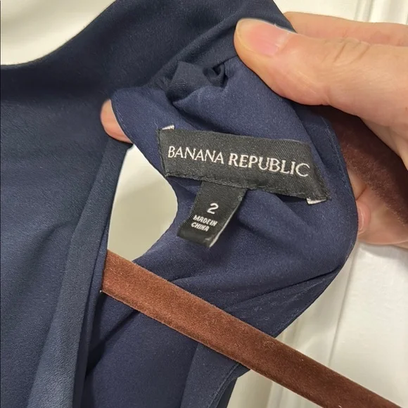 Banana Republic Navy midi dress - Picture 2 of 11